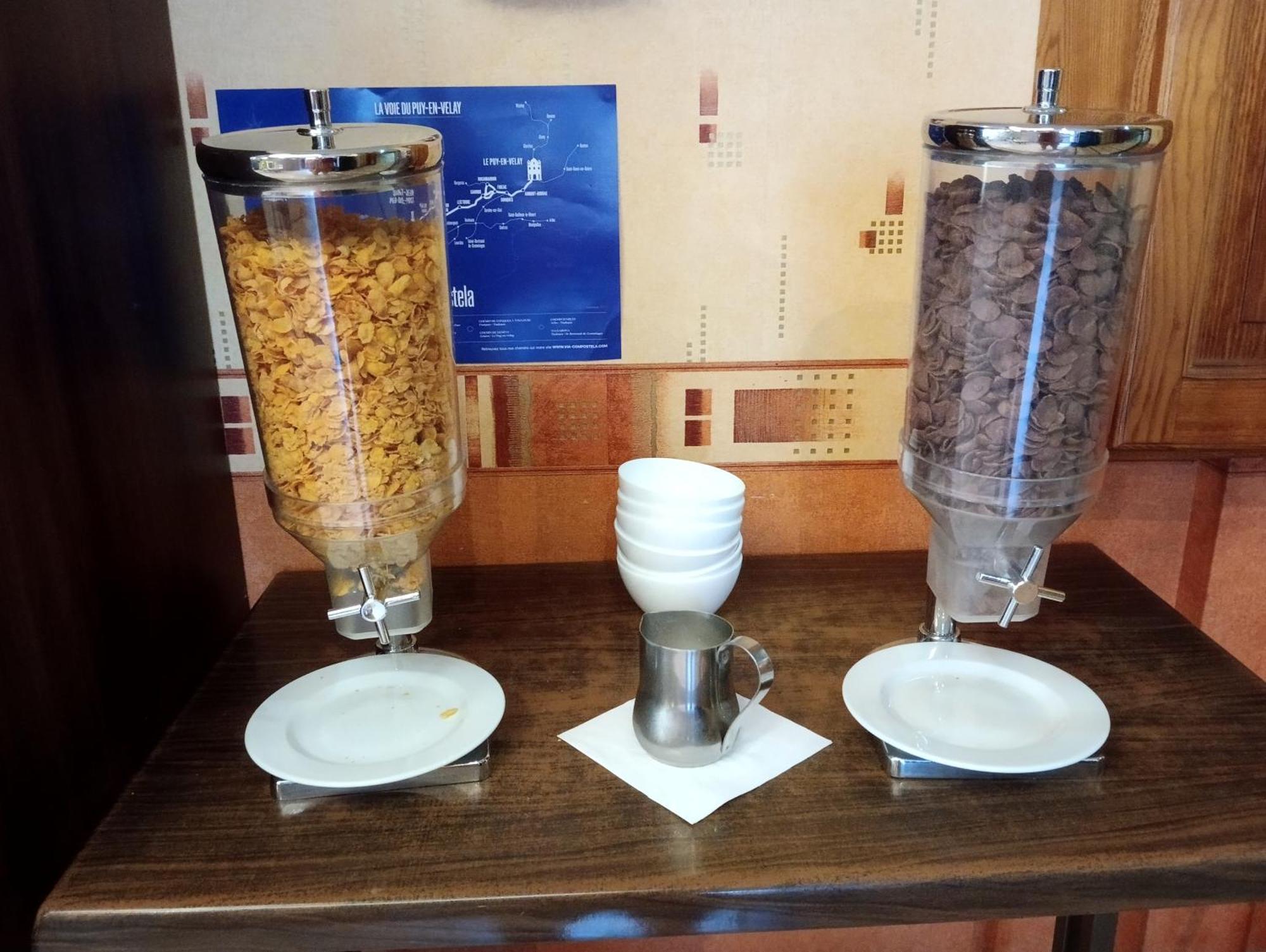 Hotel Restaurant Prunieres Aumont-Aubrac Kültér fotó